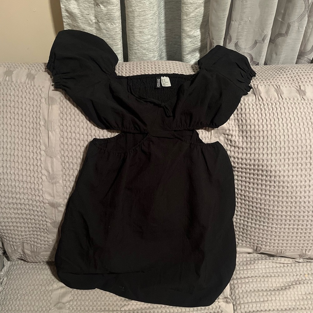 H&M Black Bow Cut Out Mini Dress